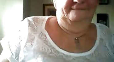 sex 1 cân 5 Chết tiệt trong một bao cao su busty bình thường. phim sexhd